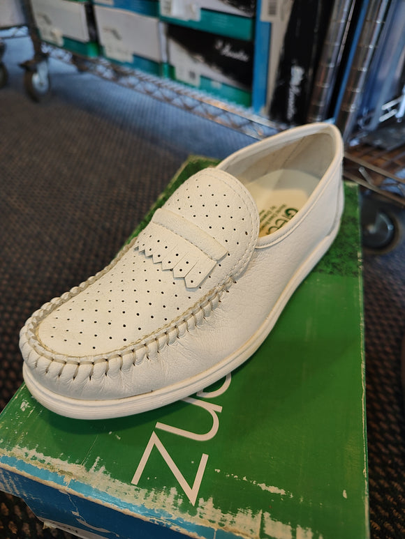 Greenz Kitty Bowls Shoe